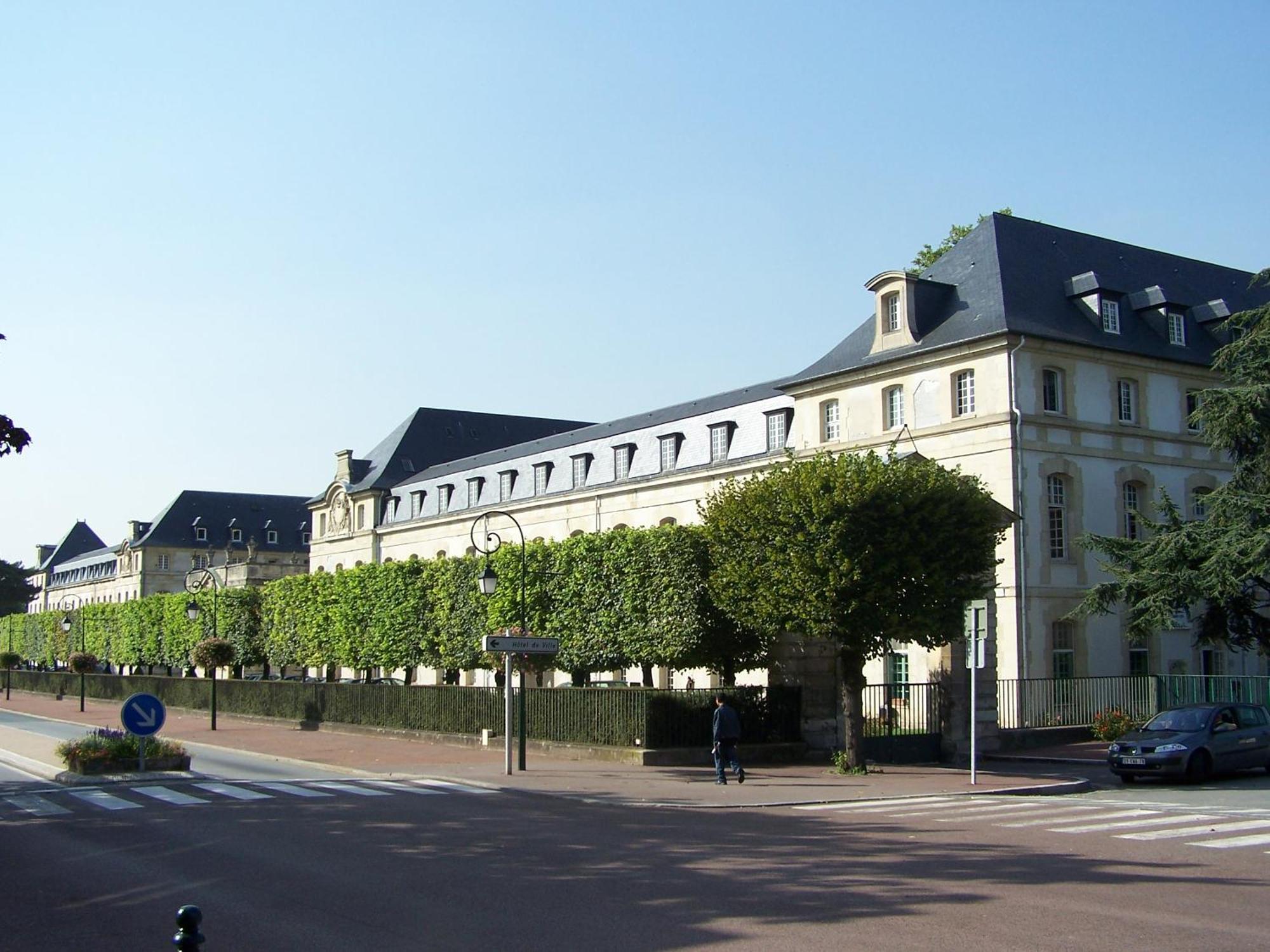 La Douce Evasion A 13 Minutes Du Chateau De Versailles Saint-Cyr-lʼÉcole Esterno foto